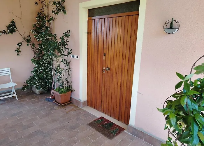 Daire Il Gelsomino Con Giardino *