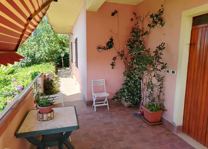 Il Gelsomino Con Giardino Daire Citta Sant'Angelo